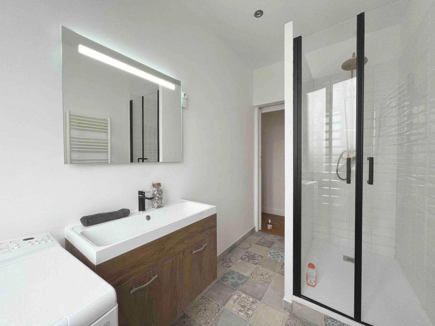 Grand T2 Renove - Bord Du Canal - Commerces A Pied Море-сюр-Лоан Екстериор снимка